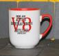 Preview: Weiße Tasse mit Spruch "BIN AM AUTO SCHRAUBEN, KEINE TIPS! BIER BRINGEN! ABFLUG"