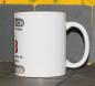 Preview: Weiße Tasse mit Spruch "NATÜRLICH SPRECHE ICH MIT MIR SELBST, ICH FAHRE V8; UND MANCHMAL BRAUCH ICH KOMPETENTE BERATUNG"
