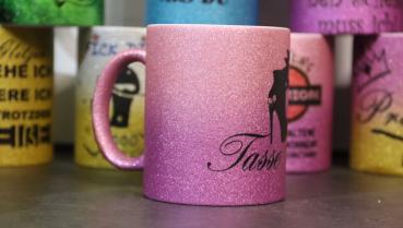 Weiße Tasse mit Spruch "Tussytasse mit Schuh"
