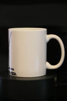 Weiße Tasse mit Spruch YODA "SCHNAUZE VOLL ICH HAB, SCHAUKELN ICH GEH"