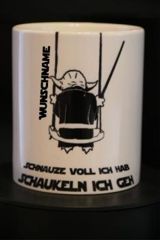 Weiße Tasse mit Spruch YODA "SCHNAUZE VOLL ICH HAB, SCHAUKELN ICH GEH
