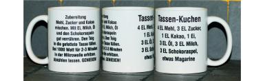 Weiße Tasse mit Spruch Polizist "ACH EGAL ICH DARF MIT BLAULICHT FAHREN"