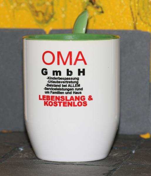 Weiße Tasse mit Spruch "OMA GmbH"