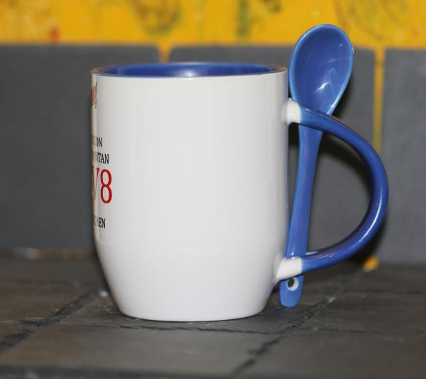 Weiße Tasse mit Spruch Weiße Tasse mit Spruch "WARNUNG, DIESE PERSON FÄNGT SPONTAN AN ÜBER V8 US CARS ZU SPRECHEN"