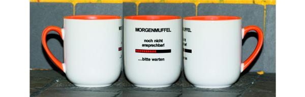 Weiße Tasse mit Spruch "MORGENMUFFEL; NOCH NICHT ANSPRECHEN"