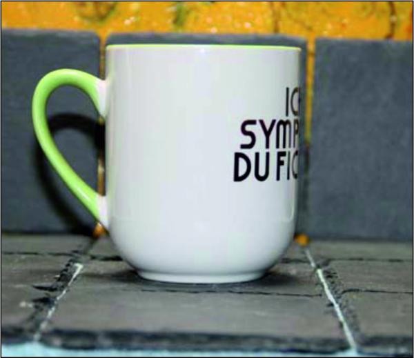 Weiße Tasse mit Spruch"ICH BIN SYMPATISCH DU FICKFEHLER"