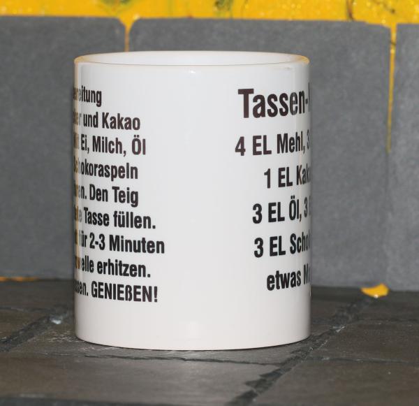 Weiße Tasse mit Spruch Polizist "ACH EGAL ICH DARF MIT BLAULICHT FAHREN"