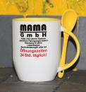 Weiße Tasse mit Spruch  "MAMA GmbH"